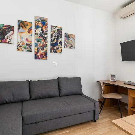 Lungo Le Mura, Business & Family By Wonderful Italy Apartman