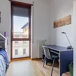 Lungo Le Mura, Business & Family By Wonderful Italy Daire Bolonya